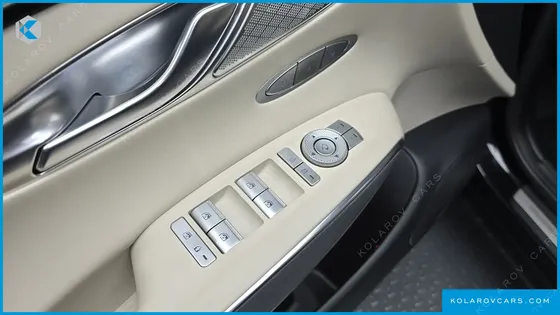 GENESIS GV70 2.5T GASOLINE 2WD