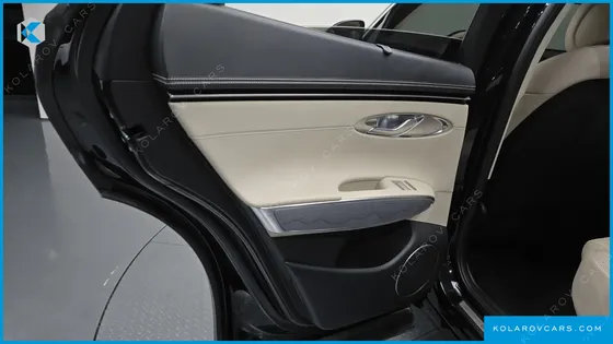 GENESIS GV70 2.5T GASOLINE 2WD