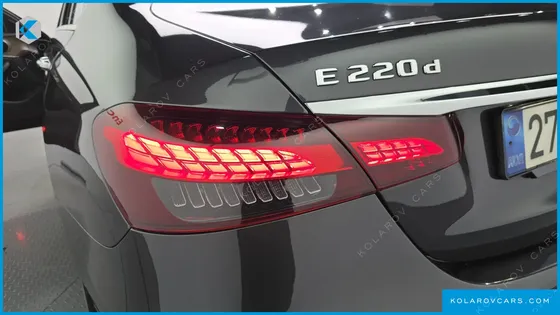 MERCEDES E-CLASS E220D 4MATIC EXCLUSIVE