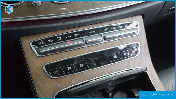 MERCEDES E-CLASS E220D 4MATIC EXCLUSIVE