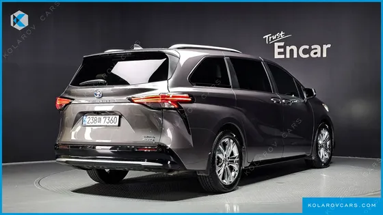 TOYOTA SIENNA 2.5 HYBRID 2WD