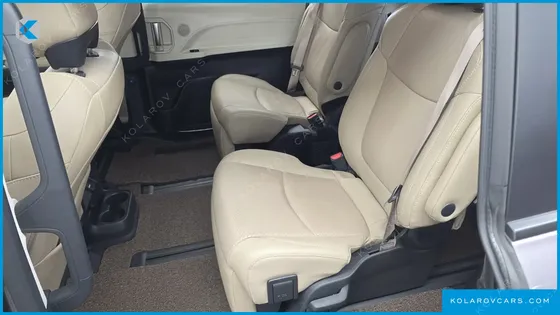 TOYOTA SIENNA 2.5 HYBRID 2WD