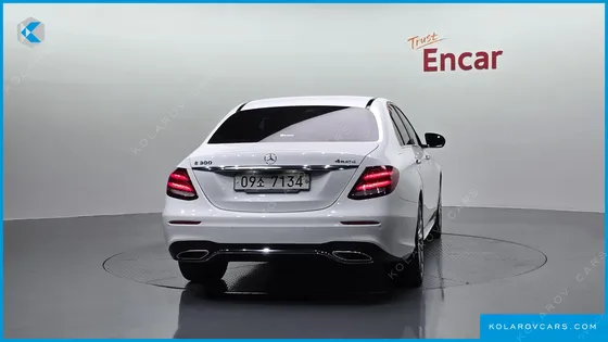MERCEDES E-CLASS E300 4MATIC AMG LINE