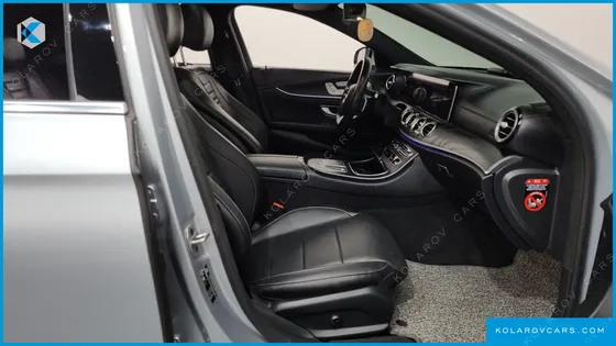 MERCEDES E-CLASS E220D 4MATIC AMG LINE