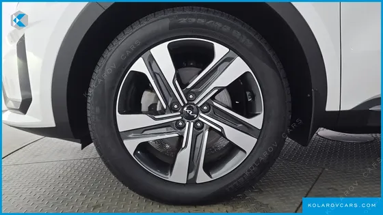 KIA SORENTO HEV 1.6 2WD