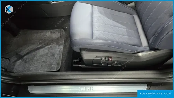 MINI COOPER FAVOURED
