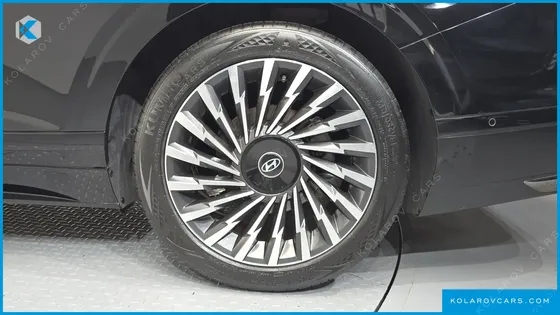 HYUNDAI GRANDEUR CALLIGRAPHY
