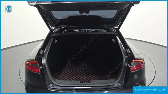 KIA STINGER 3.3 TURBO AWD