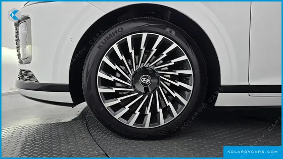 HYUNDAI GRANDEUR CALLIGRAPHY