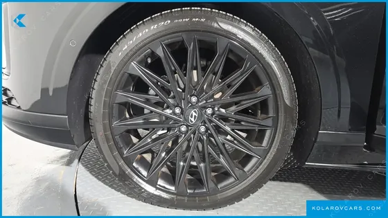 HYUNDAI GRANDEUR CALLIGRAPHY