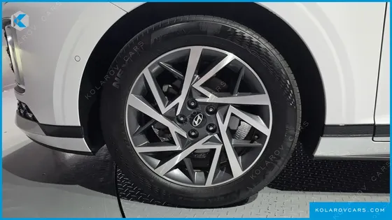 HYUNDAI GRANDEUR EXCLUSIVE