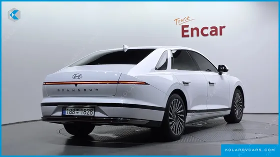 HYUNDAI GRANDEUR CALLIGRAPHY