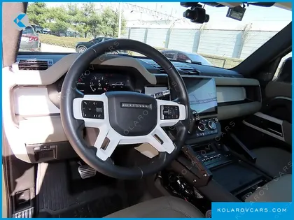 LAND ROVER DEFENDER 90 D250 SE
