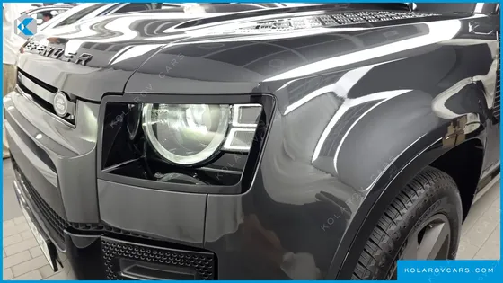 LAND ROVER DEFENDER 110 P300 X-DYNAMIC SE