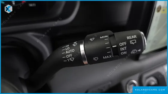 LAND ROVER DEFENDER 110 P300 X-DYNAMIC SE