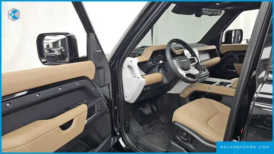 LAND ROVER DEFENDER 110 P300 X-DYNAMIC SE