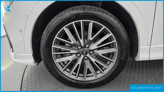 AUDI Q3 35 TDI PREMIUM
