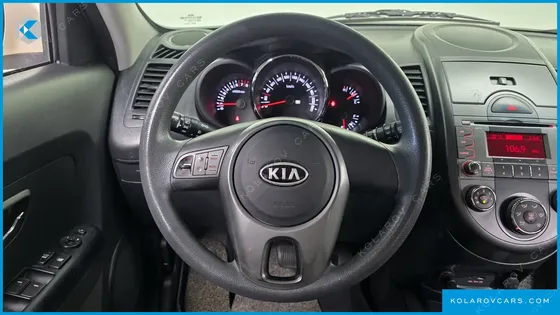 KIA SOUL GASOLINE 1.6 SMART