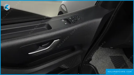 HYUNDAI STARIA TOURER 11-SEATER