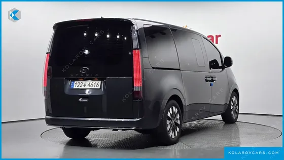 HYUNDAI STARIA L3.5 LOUNGE 7-SEATER