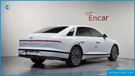 HYUNDAI GRANDEUR 2,5 GASOLINE 2WD