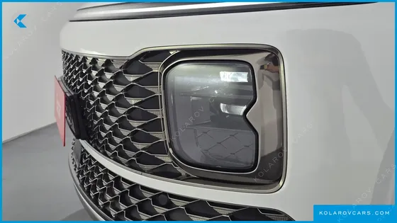 HYUNDAI GRANDEUR 2,5 GASOLINE 2WD