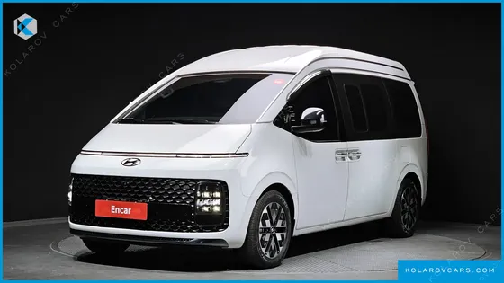 HYUNDAI STARIA 4WD LOUNGE 7-SEATER