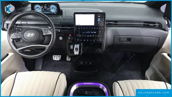 HYUNDAI STARIA HEV 1.6 LOUNGE 9-SEATER
