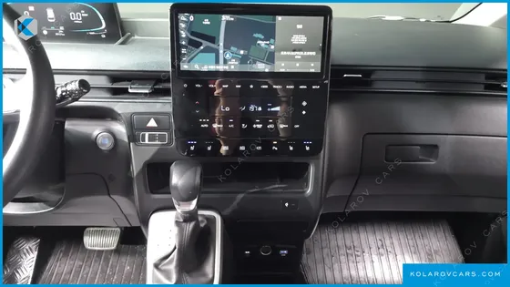 HYUNDAI STARIA HEV 1.6 CARGO 5-SEATER