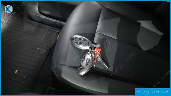 HYUNDAI STARIA HEV 1.6 CARGO 5-SEATER