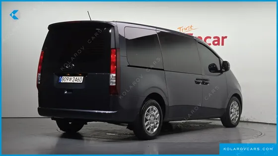 HYUNDAI STARIA L3.5 CARGO 3-SEATER