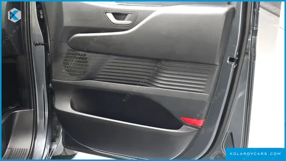 HYUNDAI STARIA L3.5 CARGO 3-SEATER