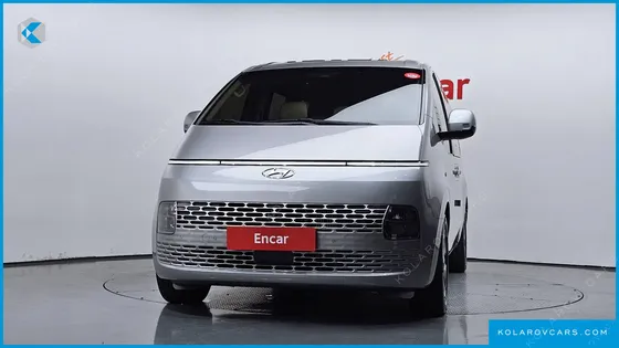 HYUNDAI STARIA 4WD TOURER 9-SEATER