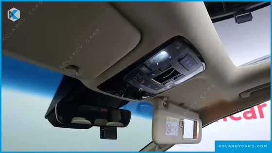 HYUNDAI STARIA 4WD TOURER 9-SEATER