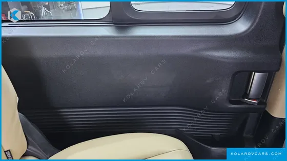 HYUNDAI STARIA 4WD TOURER 9-SEATER