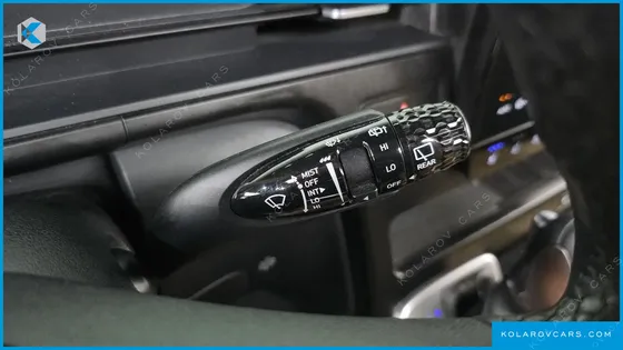 HYUNDAI STARIA 4WD TOURER 9-SEATER