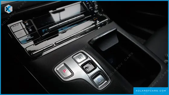 HYUNDAI GRANDEUR 3.0 LPI RENT CAR
