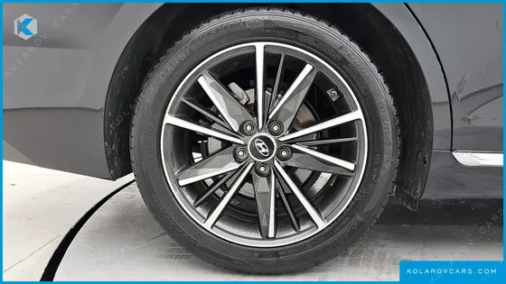 HYUNDAI GRANDEUR 3.3
