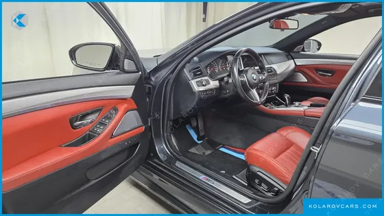 BMW M5 M5 SEDAN