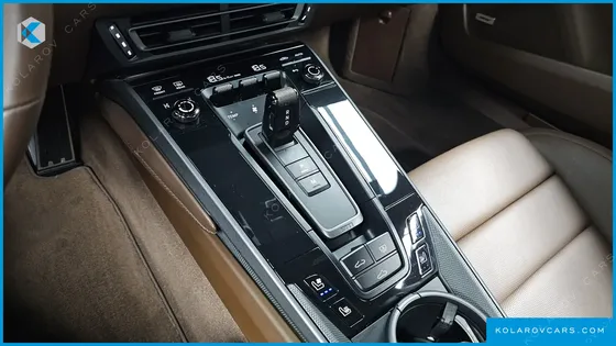 PORSCHE 911 CARRERA