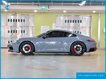 PORSCHE 911 CARRERA 4 GTS