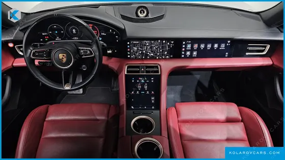 PORSCHE TAYCAN BASE