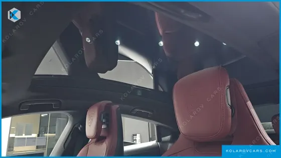 PORSCHE TAYCAN BASE