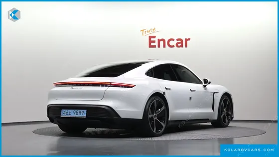 PORSCHE TAYCAN 4S