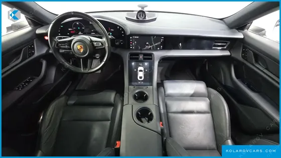 PORSCHE TAYCAN 4S