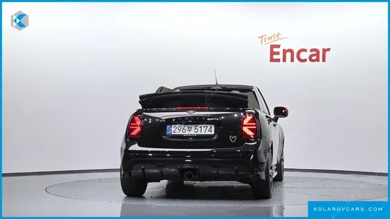 MINI COOPER CONVERTIBLE JCW