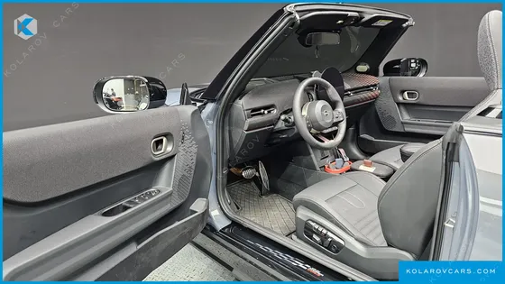 MINI COOPER CONVERTIBLE JCW