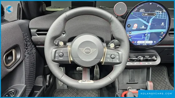 MINI COOPER CONVERTIBLE JCW