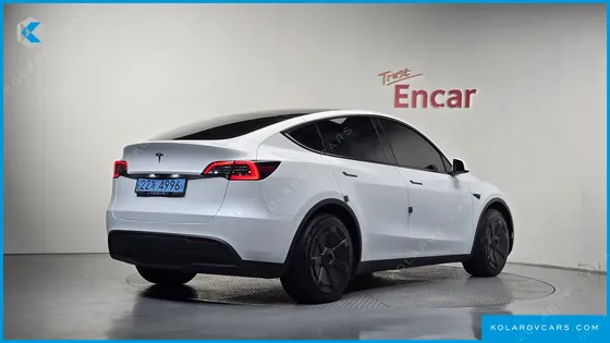 TESLA MODEL Y RWD