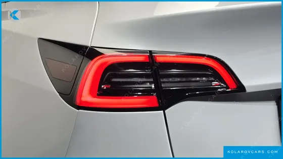 TESLA MODEL Y RWD